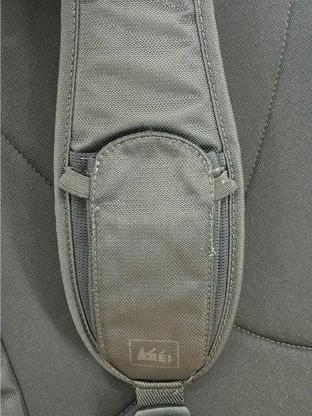 REI‎ Everyday One Shoulder Backpack
